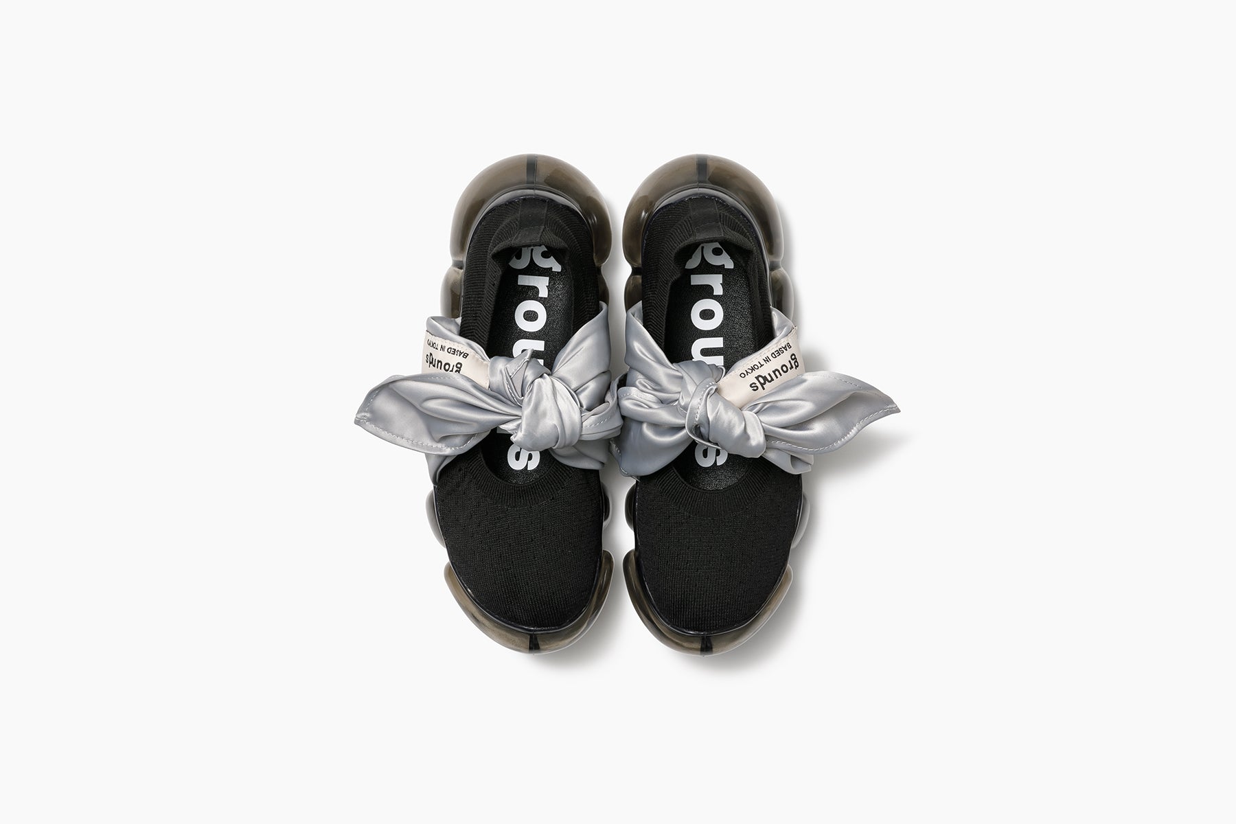 grounds JEWELRY HANKIE PUMPS BLACK GRAY / BLACK