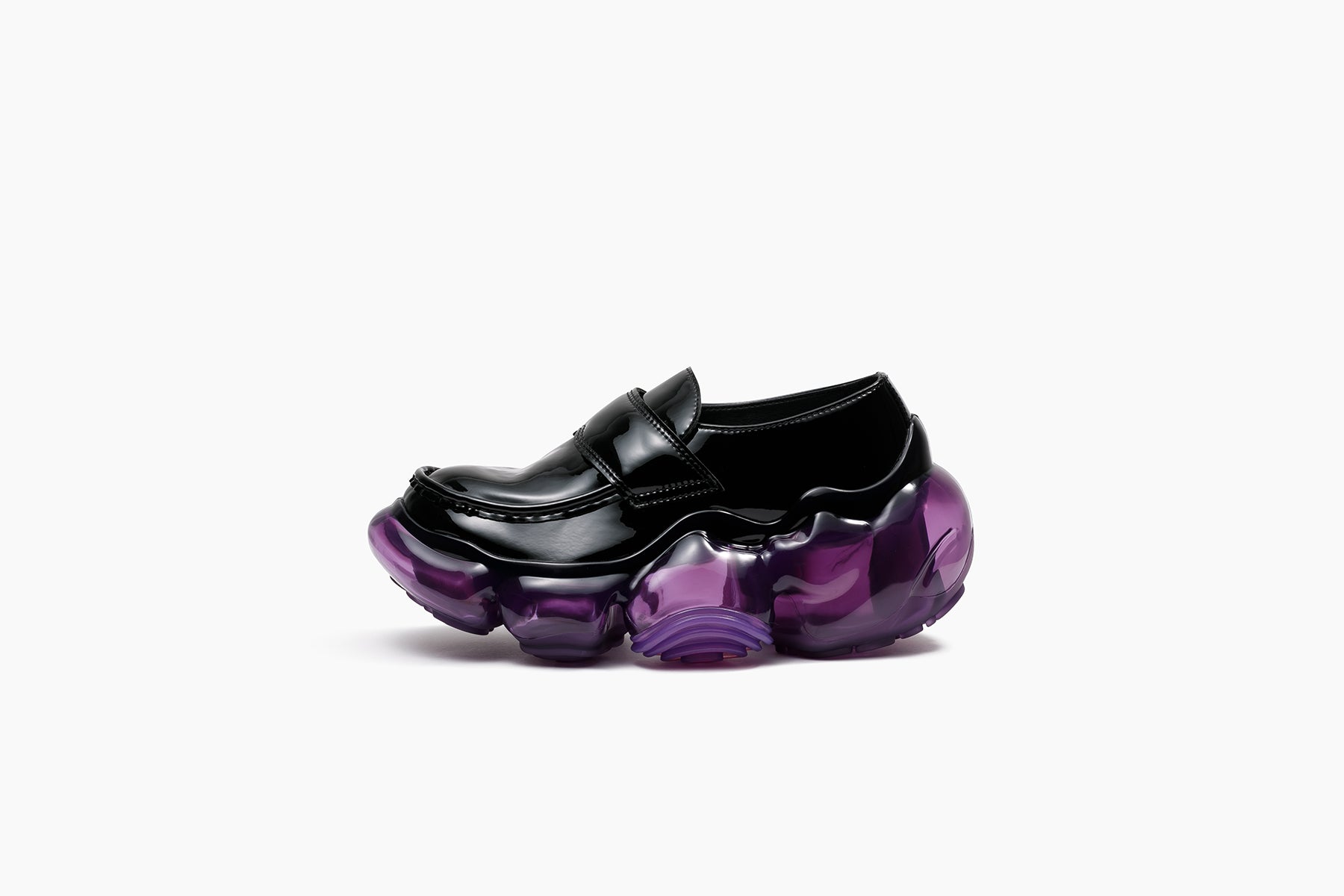 grounds MOOPIE LOAFER　BLACK ENAMEL / PURPLE